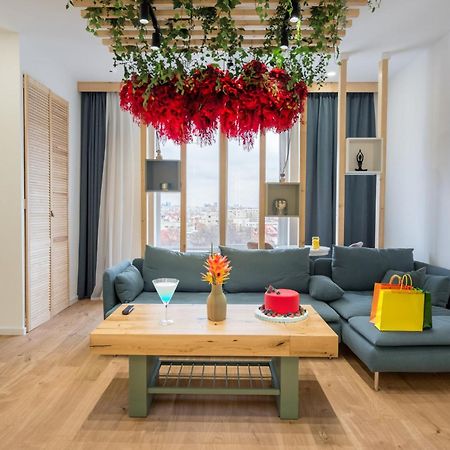Jungle Escape - Luxe 1-Br Haven In Bucharest公寓 外观 照片