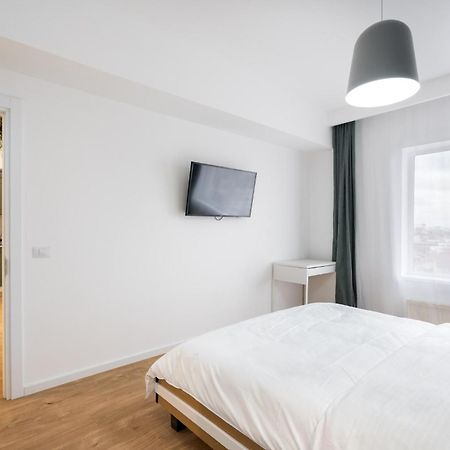 Jungle Escape - Luxe 1-Br Haven In Bucharest公寓 外观 照片