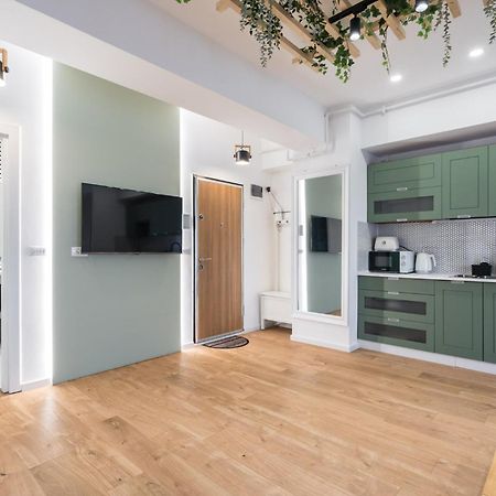 Jungle Escape - Luxe 1-Br Haven In Bucharest公寓 外观 照片