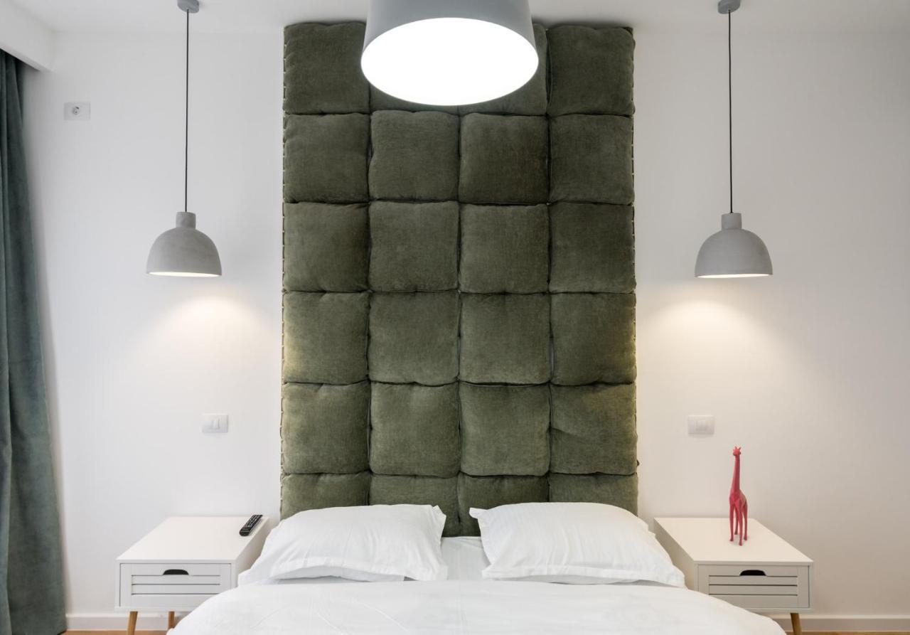 Jungle Escape - Luxe 1-Br Haven In Bucharest公寓 外观 照片
