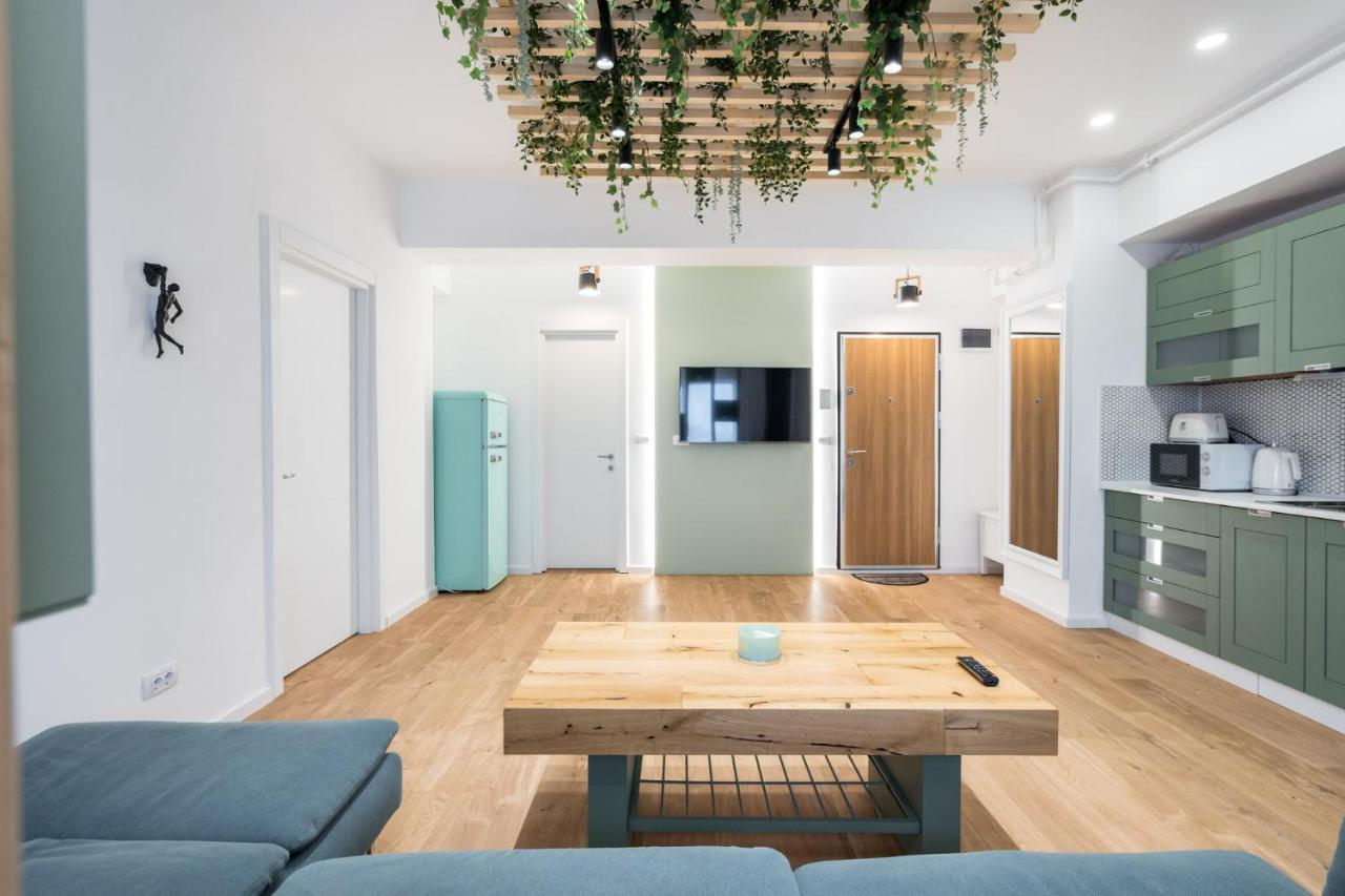 Jungle Escape - Luxe 1-Br Haven In Bucharest公寓 外观 照片