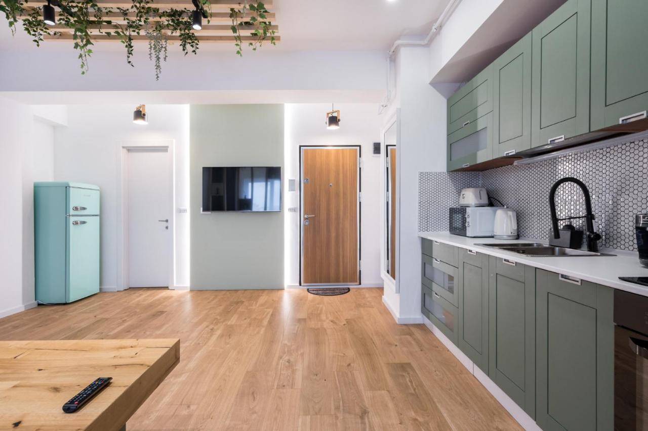 Jungle Escape - Luxe 1-Br Haven In Bucharest公寓 外观 照片